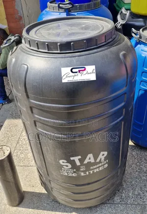 Black 320 Litres Water Tank.