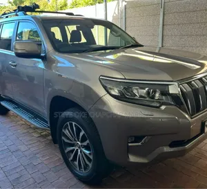 Toyota Land Cruiser Prado 2022 Gray