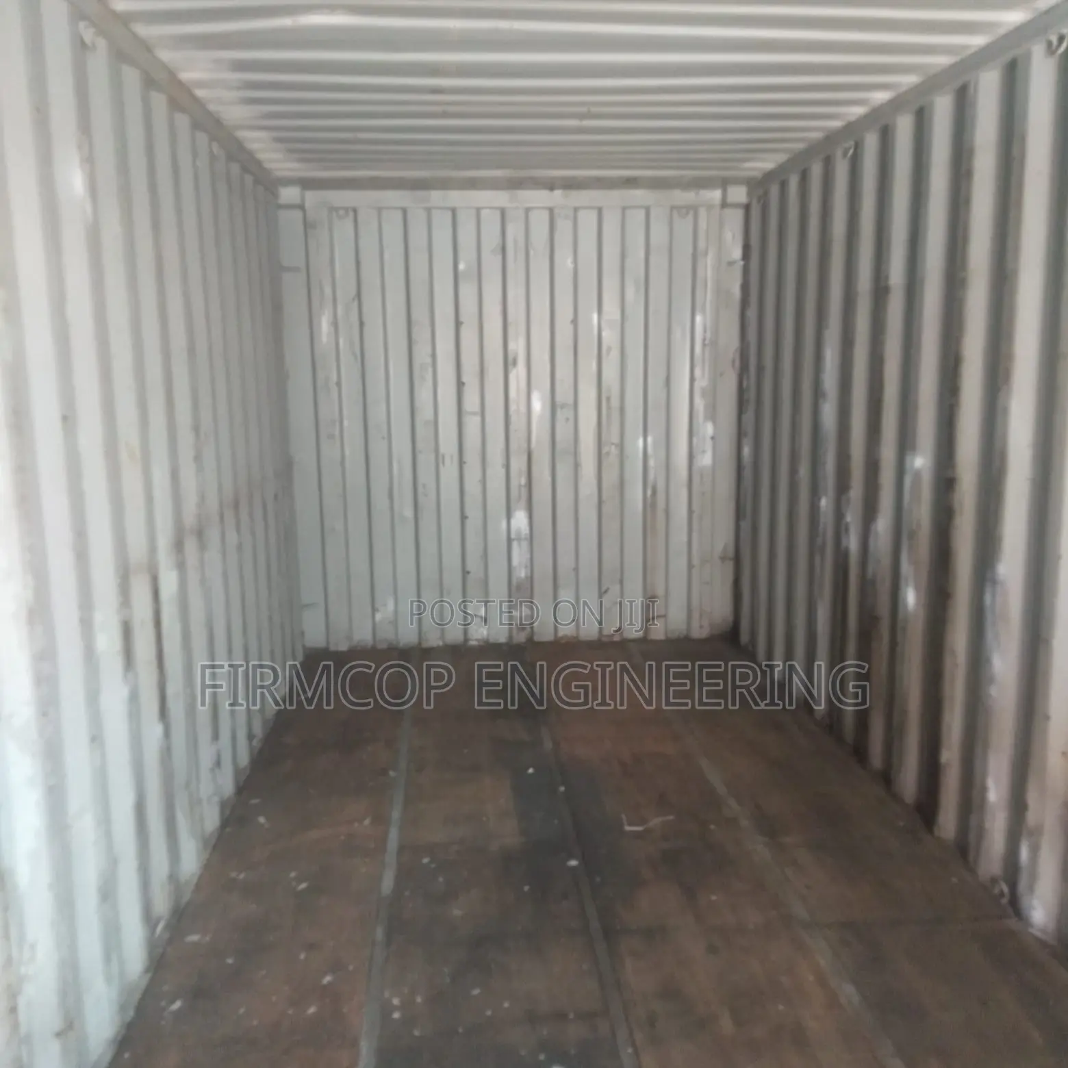 Clean 20ft Unit Restocked