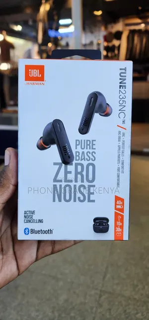 JBL Tune235nc