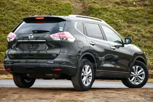 2017 Nissan X-Trail with Brown Exterior: Reliable Used SUV