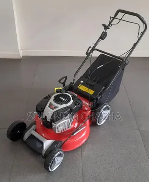 Briggs and Stratton Lawn Mower 21inches 161cc Self Propelled