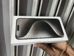 New Apple iPhone 15 Pro 256 GB
