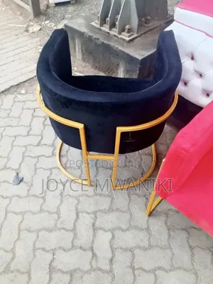 Manicure Black Velvet Chair