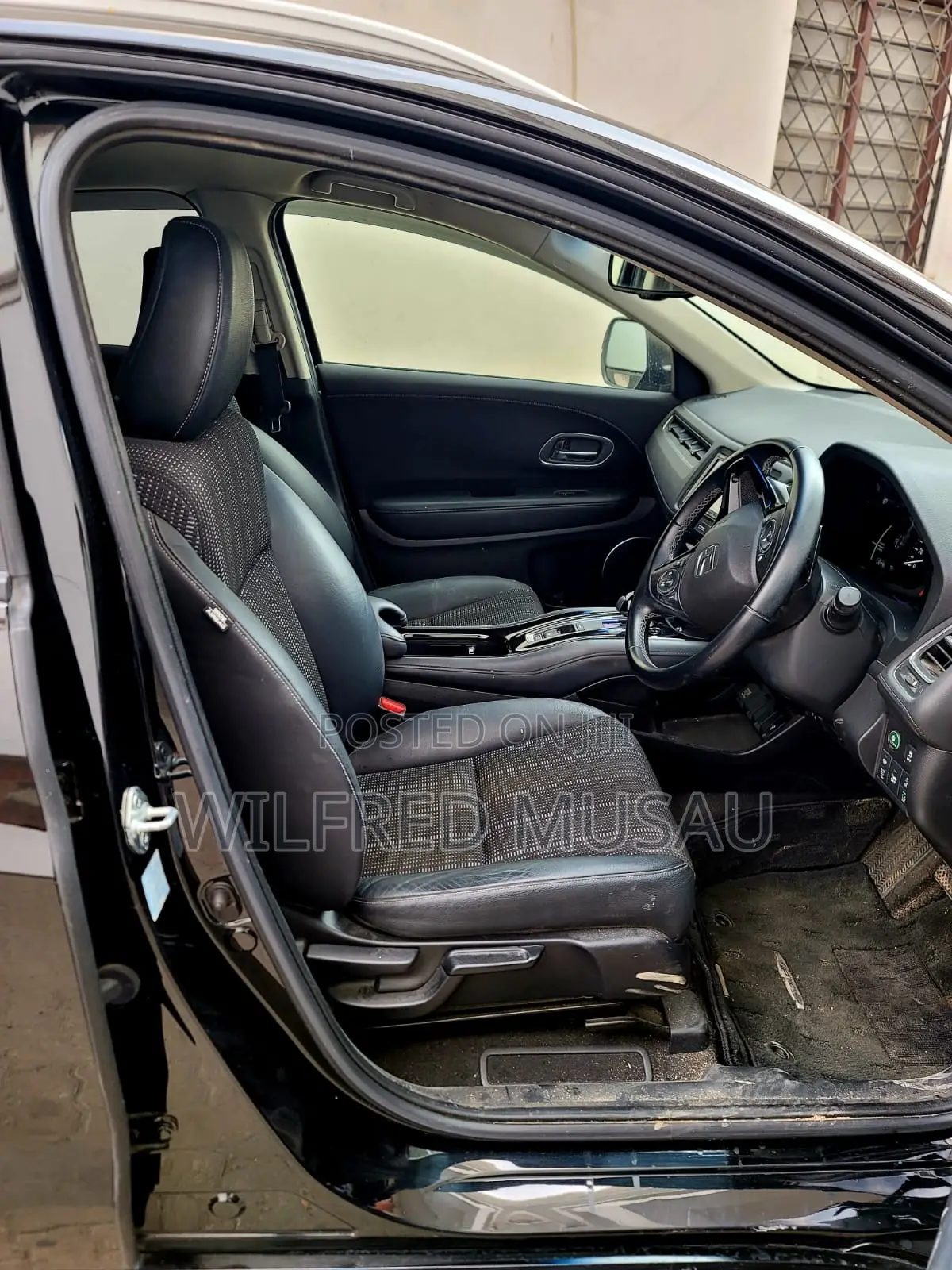 Honda Vezel 2017 Black
