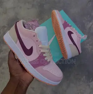 Air Jordan 1 Low Cut