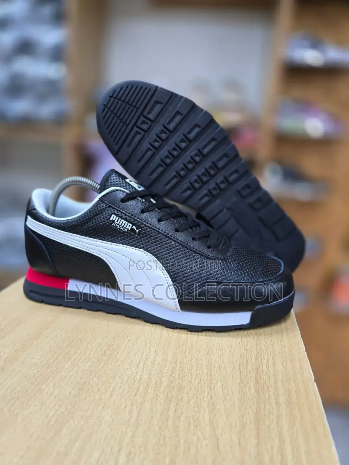 Puma Jogger Sneakers