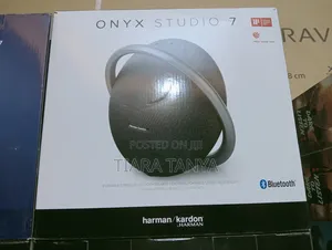 Harman Kardon Onyx Studio 7 Bluetooth Speaker – Black