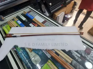 1/4 Violin Bow