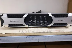 Soundstandard TD4800 Power Amplifier 4 Channels