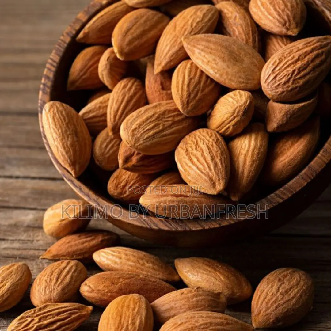 Almonds 1 Kg Raw