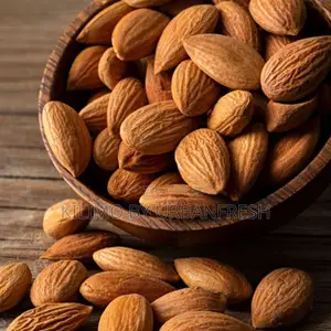 Almonds 1 Kg Raw
