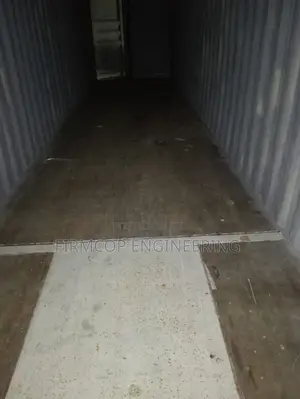 Clean and Durable Shipping Containers