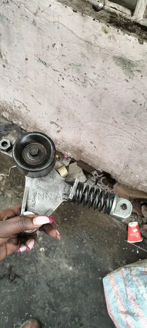 Toyota 2AZ Engine Tensional