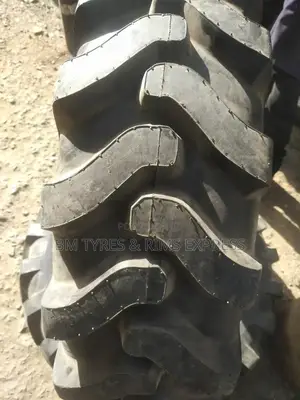 12.5 /80 - 18 BKT TRACTOR. (India)