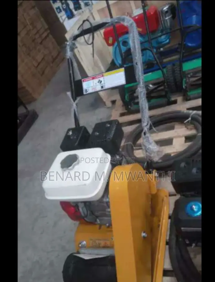 Brand New Plate Compactor