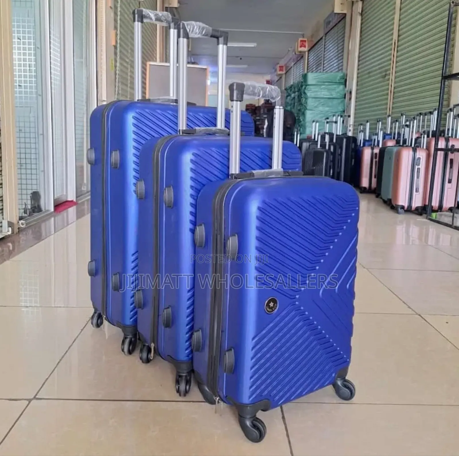 3in1 Unbreakable Luxurious Suitcase