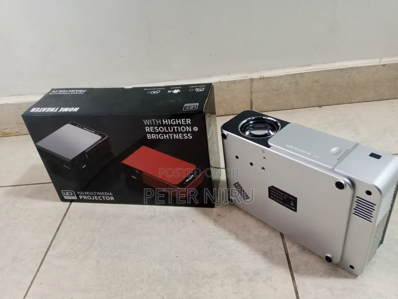 LED Source Multimedia Projector Ultra HD 