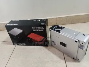 LED Source Multimedia Projector Ultra HD 