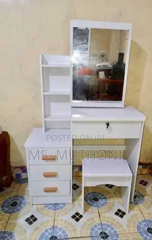 Dressing Table With Sliding Mirror