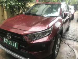 Toyota RAV4 2018 Red