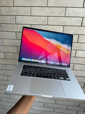 Laptop Apple MacBook Pro 2019 16GB Intel Core I9 SSD 1T
