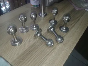 Chrome Pipe Holders