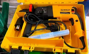 Dewalt Rotary Hammer 26mm 2200W