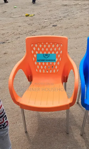 Plastic Chair#£Plastic Chairs With Metallic Silver Legs