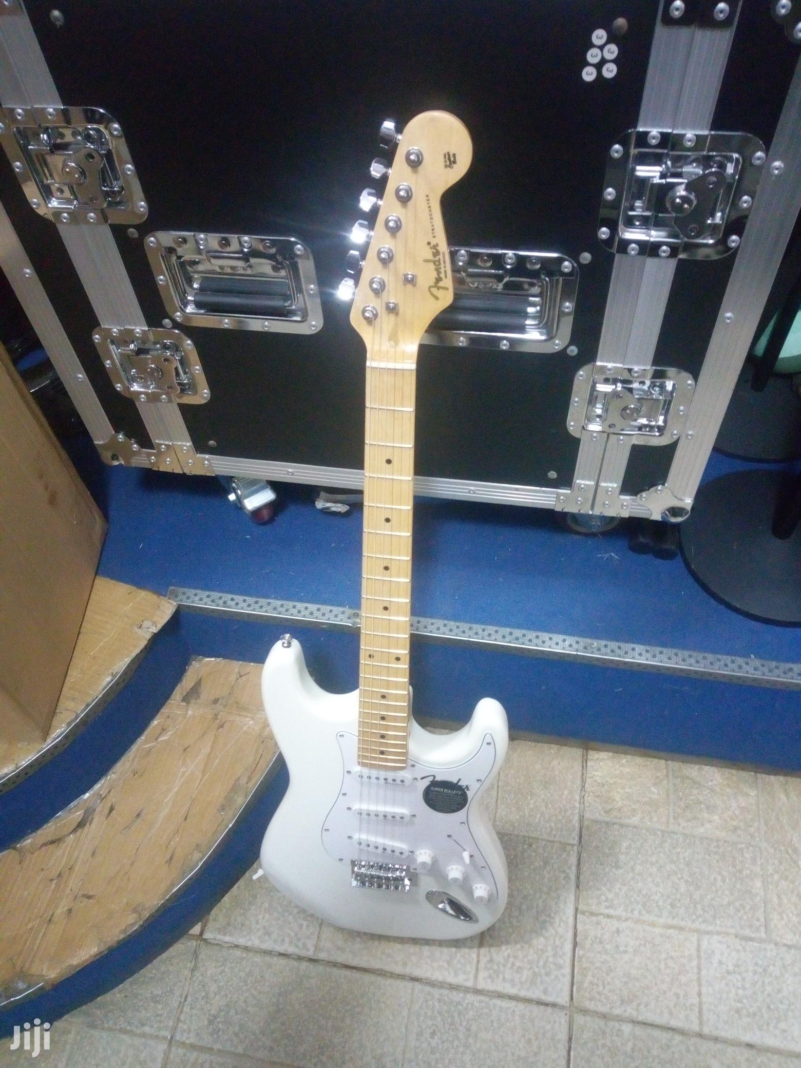 Electric Guitar Fender Mexicoo
