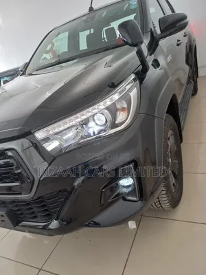 Toyota Hilux 2019 Black