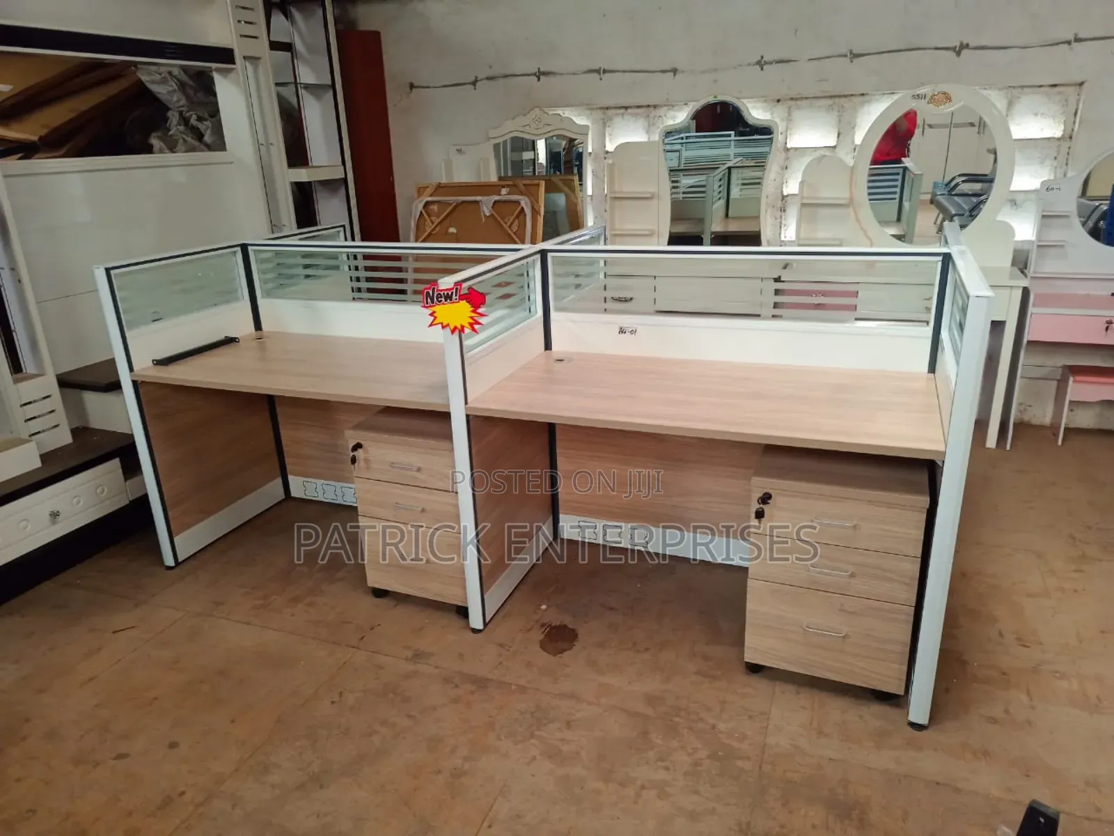 Executive Imported Morden 4 Way Workstation
