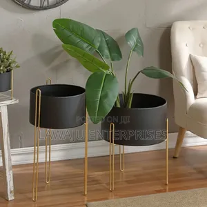 2 Pc Planter With Gold Stand
