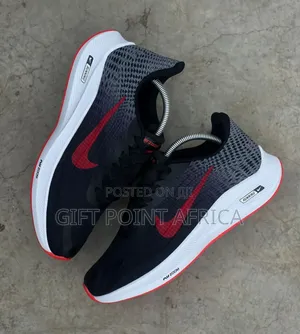Zoom Nike Sneakers