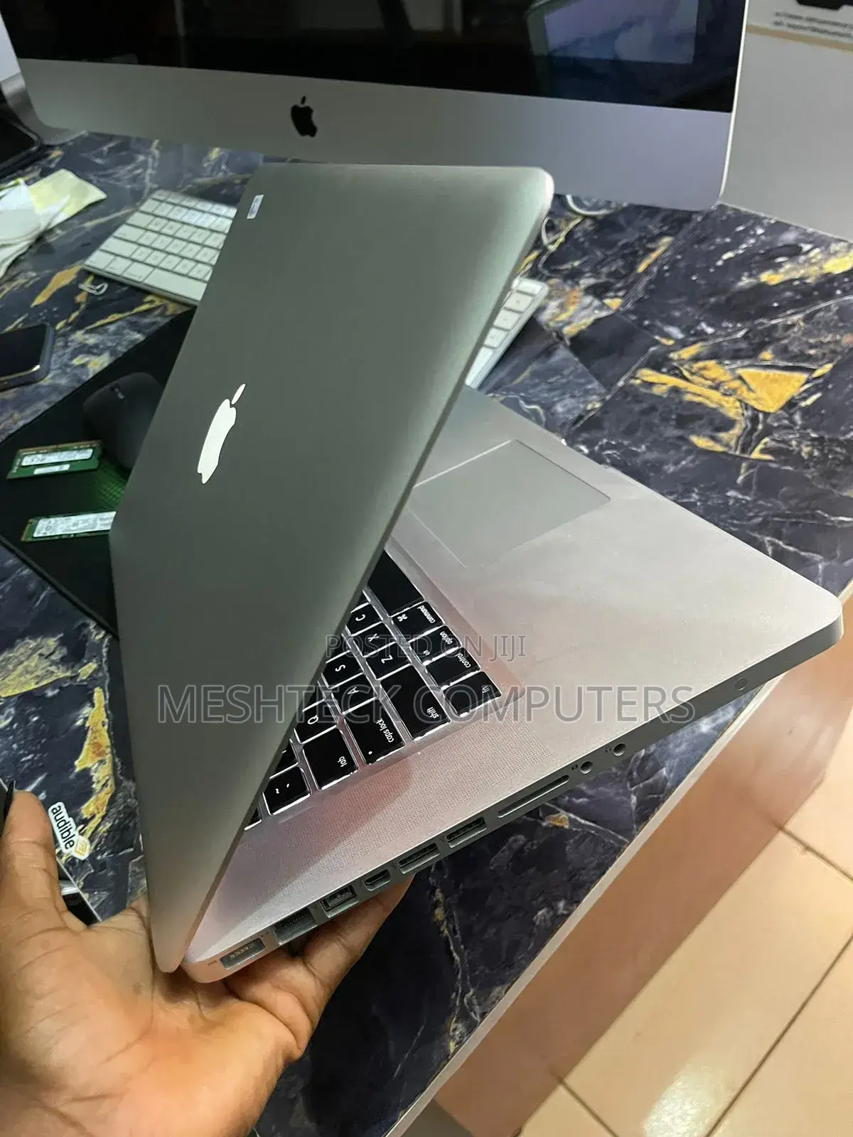 Laptop Apple MacBook Pro 2011 4GB Intel Core i7 SSD 256GB