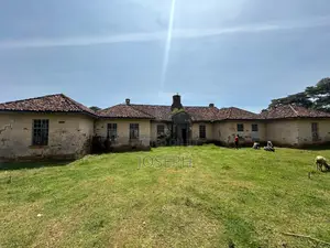 4bdrm Farm House in Munanda Area, Maili Kumi for sale