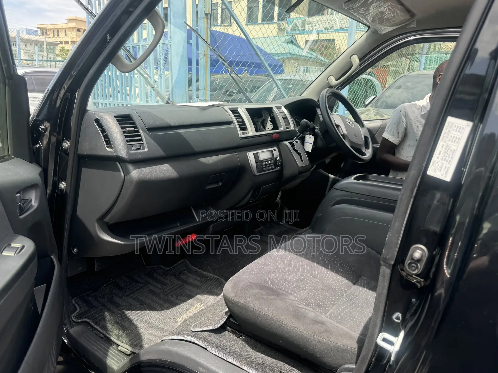 Toyota Regius 2019 Black