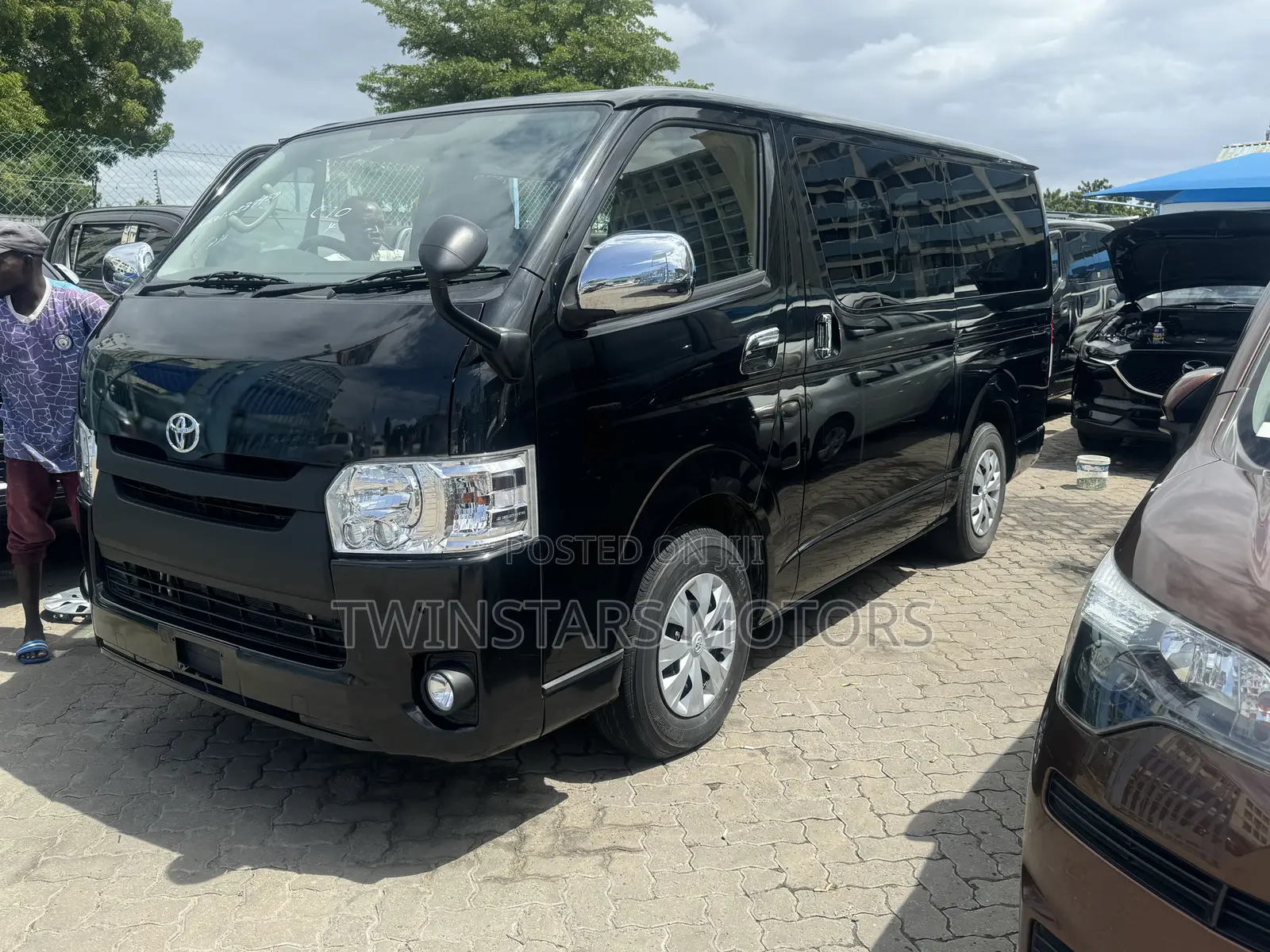 Toyota Regius 2019 Black