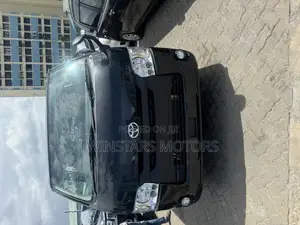 Toyota Regius 2019 Black
