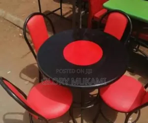 Restaurants and Bar Round Table