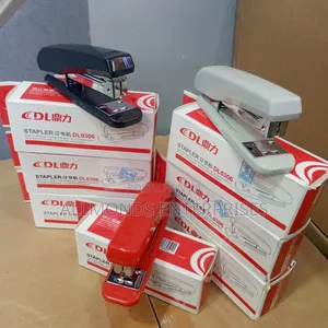 Stapler Medium Size Dingli DL0306