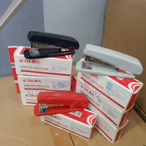 Stapler Medium Size Dingli DL0306