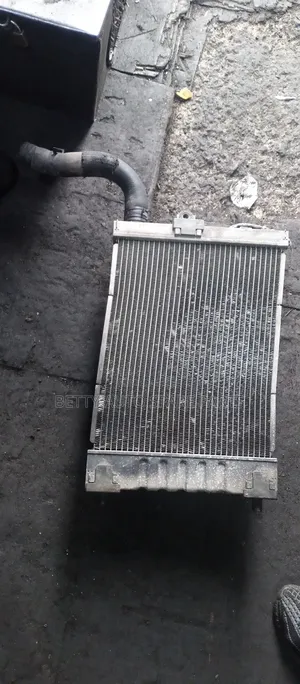 Toyota Hiace 7 L 1 Kd Radiator