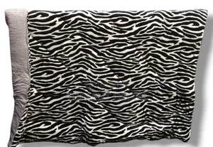Black and White Soft Woolen Duvets