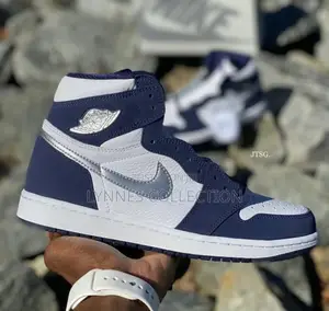 Air Jordan 1' Midnight Navy'