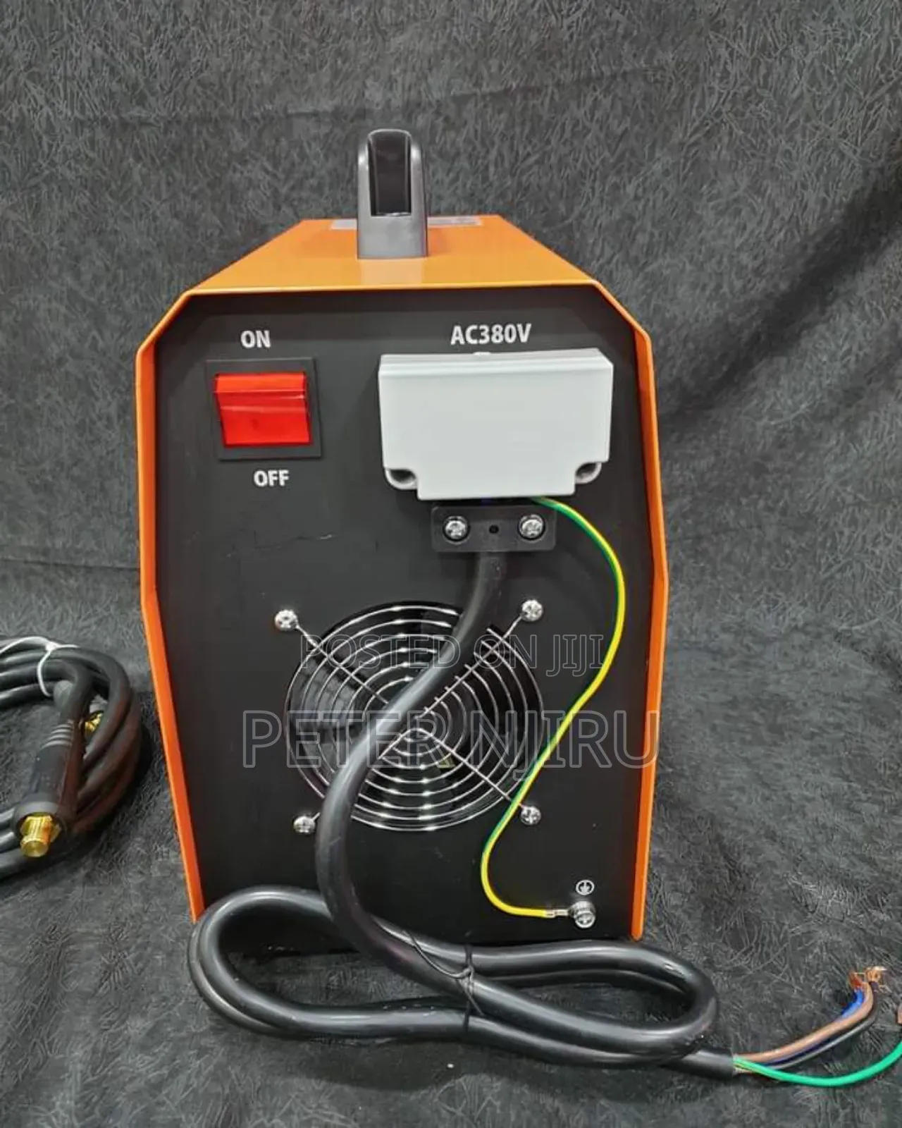 Innovia 300A Heavy Welding Machine.