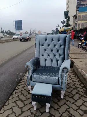 King Chair or Pedicure Seat, Light Grey 