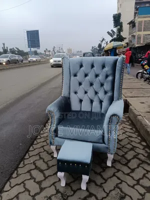 King Chair or Pedicure Seat, Light Grey 