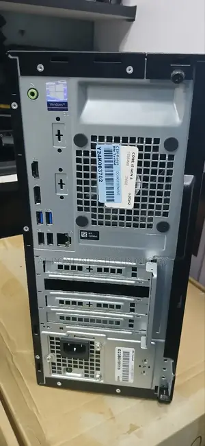 Desktop Computer Dell OptiPlex 3060 8GB Intel Core I7 HDD 1T