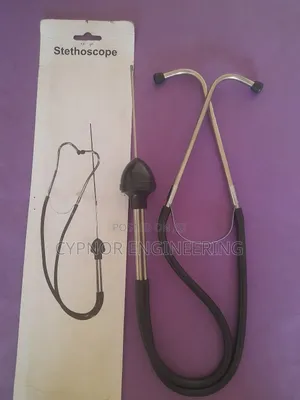 Car Mechanics Use Stethoscope